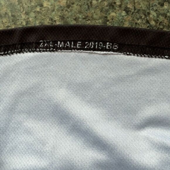 Squatch Squad Cream Red Black Jersey Short Sleeve Tee Shirt Men XXL Polyester - Picture 3 of 5